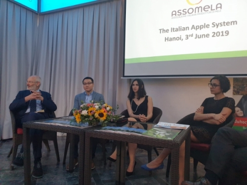 Assomela in missione in Asia